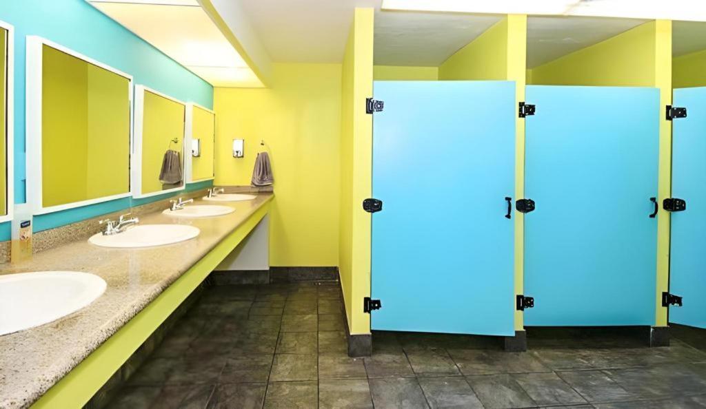 Ith Colive Balboa Park Hostel San Diego